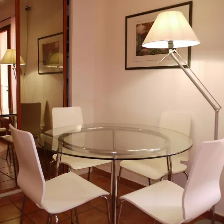 Studio 9 - A Cosy Studio Flat With Balcony