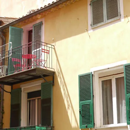 Studio 9 - A Cosy Studio Flat With Balcony * Nice